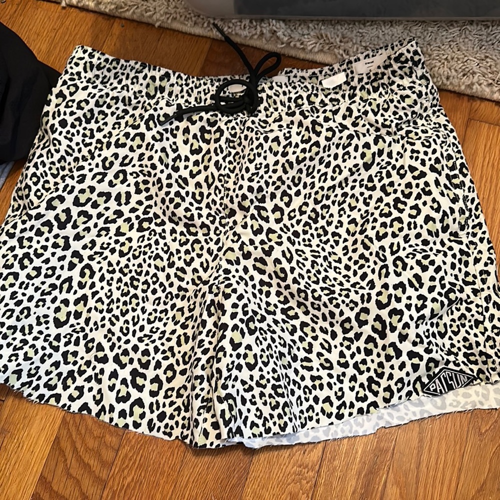 PACSUN men’s leopard print swim trunks Size S